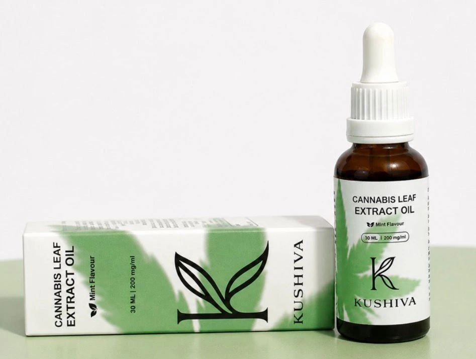 kushiva cannabis leaf extract oil 30ml mint studio packshot 01