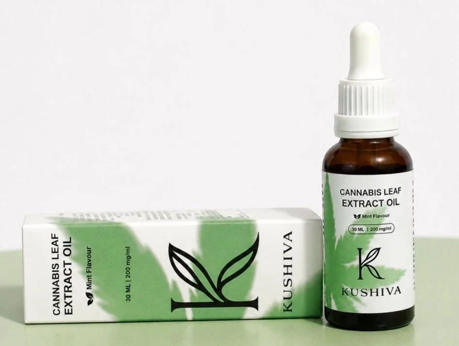 kushiva cannabis leaf extract oil 30ml mint studio packshot 01