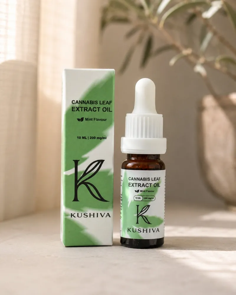 Kushiva 10 ml cannabis leaf extract oil bottle with its mint-flavour box